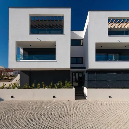 Annabel's Luxury With Private Pool, Jacuzzi And Sauna Krk Town