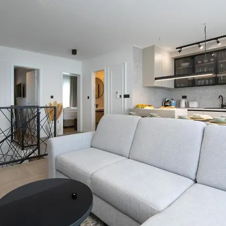 Annabel's Luxury With Private Pool, Jacuzzi And Sauna Lejlighed *