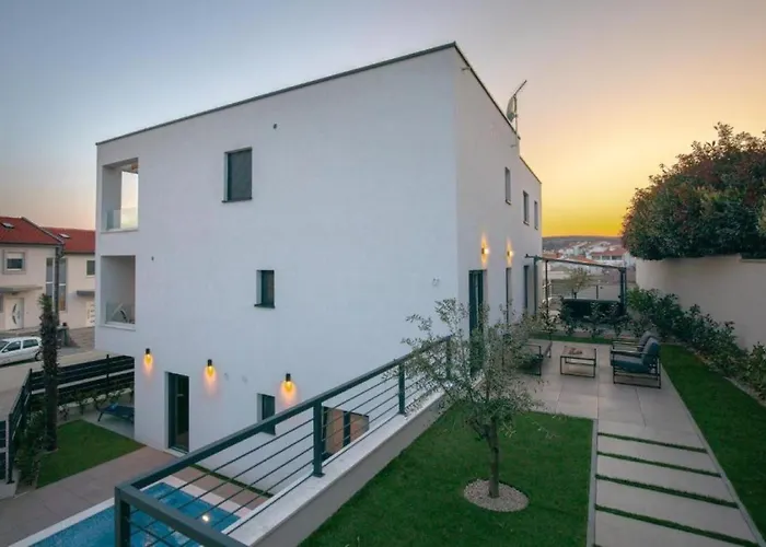 Apartment Annabel's Luxury With Private Pool, Jacuzzi And Sauna *
