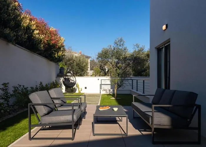 Apartment Annabel's Luxury With Private Pool, Jacuzzi And Sauna *