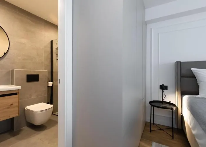 Annabel's Luxury With Private Pool, Jacuzzi And Sauna * Krk Town